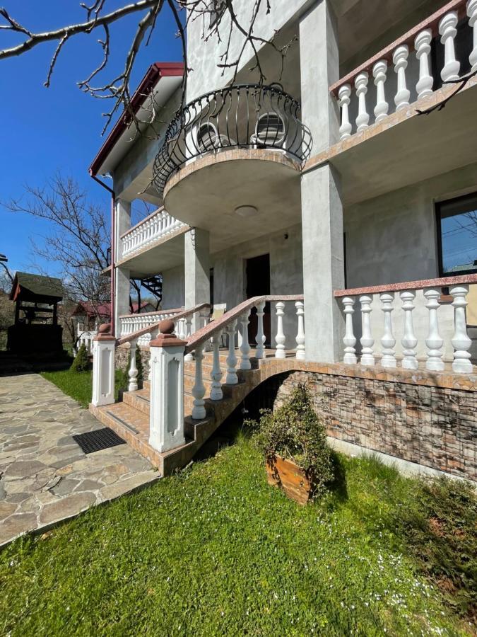 شقة У Михайла تريسكافيتس المظهر الخارجي الصورة